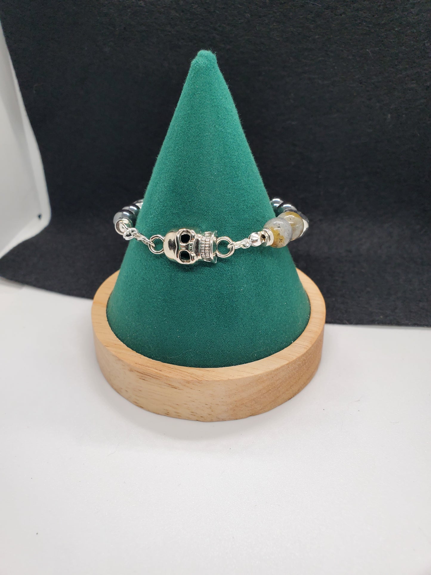"Mystical Skull Bracelet" Womans
